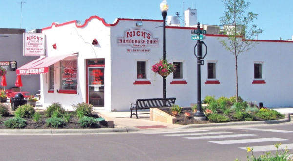 Open Since 1929, Nick’s Has Been Serving Burgers In South Dakota Longer Than Any Other Restaurant