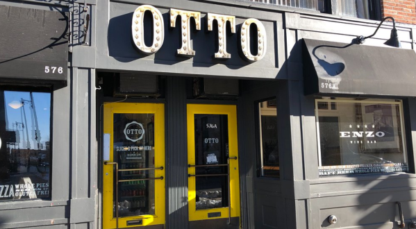 Forget The Turkey And Dig Into The Thanksgiving Pizza At Otto In Maine