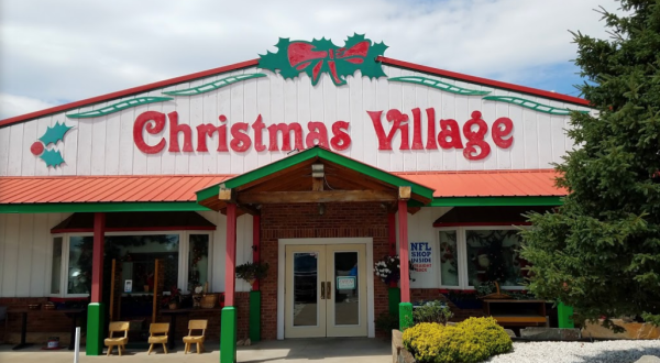 Get In The Spirit At The Biggest Christmas Store In South Dakota: The Christmas Village
