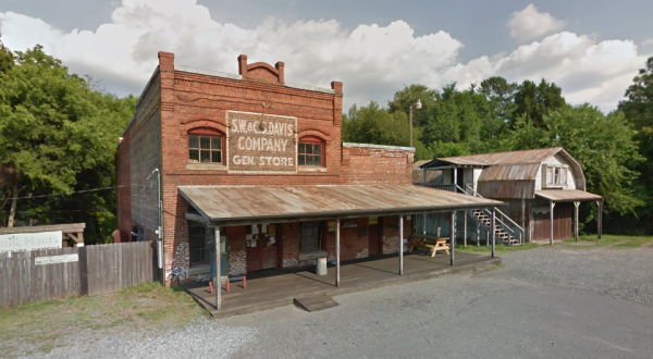 Davis General Mercantile In North Carolina Will Transport You To Another Era