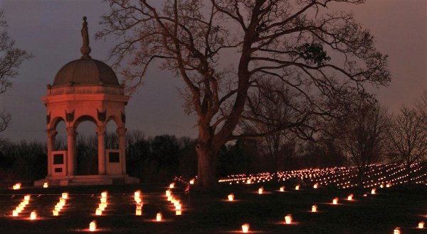 Drive Through Five Miles Of Inspiring Lanterns At Antietam’s Memorial Illumination In Maryland