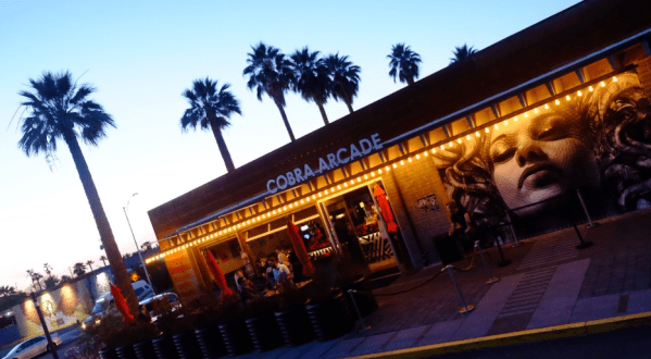 There’s An Arcade Bar In Arizona And It Will Take You Back In Time