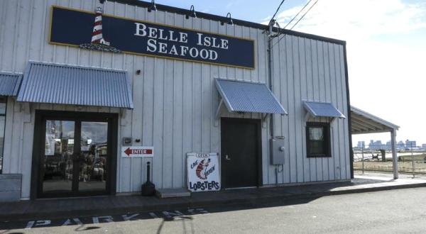 Some Of The World’s Best Lobster Rolls Are Tucked Away Inside Belle Isle Seafood In Massachusetts