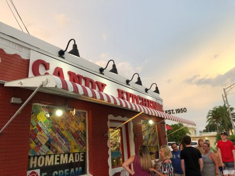 Sample Treats From The Past At The Candy Kitchen In Florida