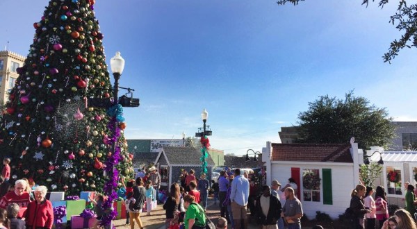 Go Walking In A Winter Wonderland In Andalusia, An Alabama Town That’s Full Of Festive Fun