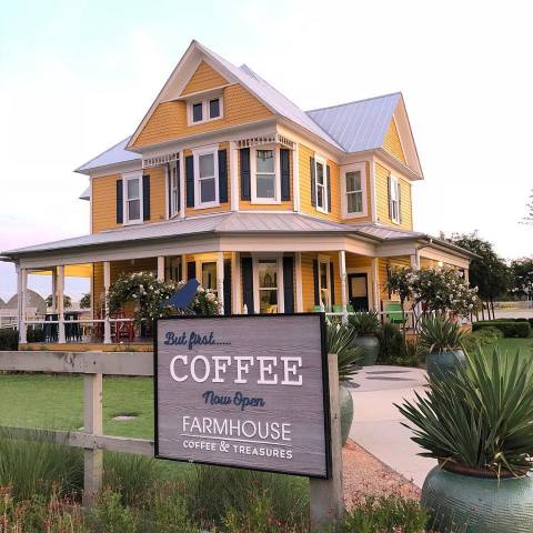 Farmhouse Coffee & Treasures Is A Charming Cafe Hiding Inside A 141 Year-Old Texas Cottage