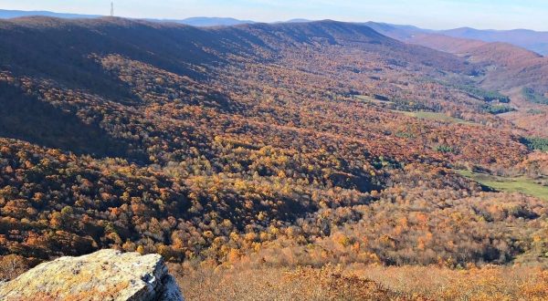 Find A Short-And-Sweet Path With A Beautiful Mountain View At Hanging Rock Overlook Trail In Virginia