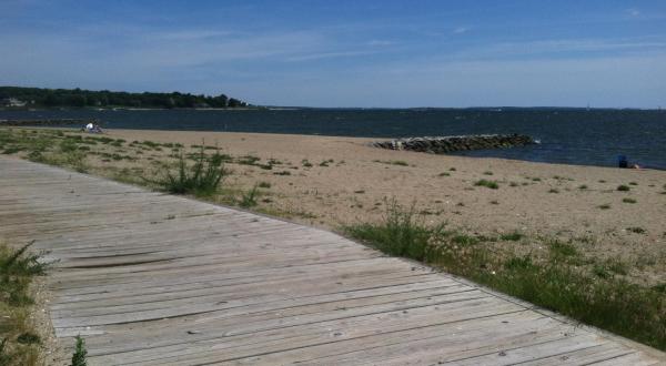 Oakland Beach Has A Seaside Boardwalk In Rhode Island That Stretches For Over A Mile