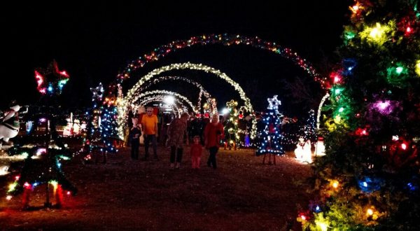 Alabama’s Santa Land Is A Christmas Attraction That Will Transport You Straight To The North Pole