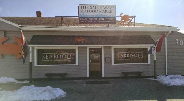 Some Of The World’s Best Fish Sandwiches Are Tucked Away Inside Salty Wave Seafood Market In Delaware