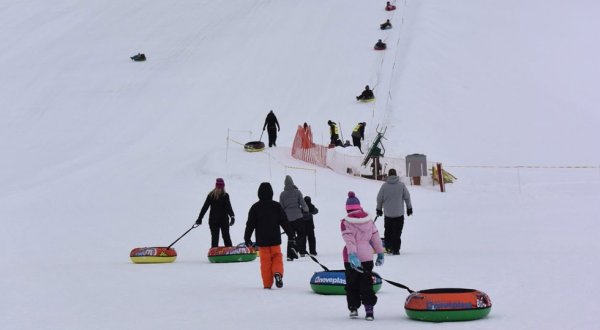 Arizona Is Home To The Country’s Most Underrated Snow Tubing Park And You’ll Want To Visit