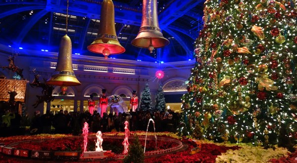 The Garden Christmas Light Displays At The Bellagio In Nevada Is Pure Holiday Magic