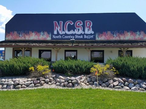 You Won't Find Better All-You-Can-Eat Beef Than At Wisconsin's North Country Steak Buffet