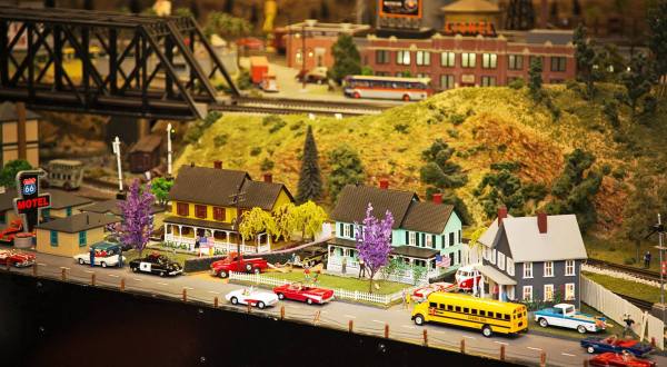 The Largest Model Railroad Museum In The Country Can Be Found In Southern California With 28,000 Sq Feet To Explore