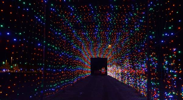 Drive Through Millions Of Lights At This Skylands Stadium Holiday Display In New Jersey
