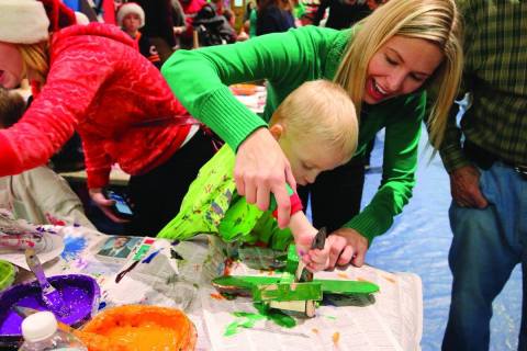 Make Toys With Santa's Elves At The Farmpark Toy Workshop Near Cleveland