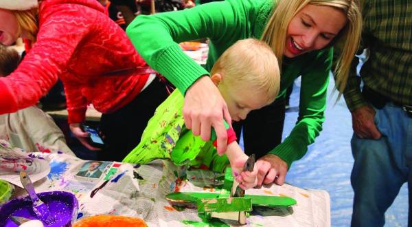Make Toys With Santa’s Elves At The Farmpark Toy Workshop Near Cleveland
