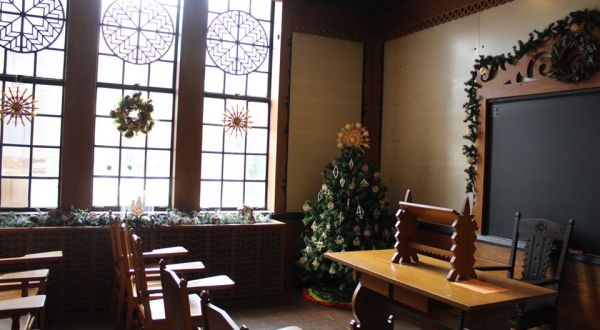 The Nationality Rooms In Pittsburgh Is A Holiday Tradition That Dates Back To The 1920s