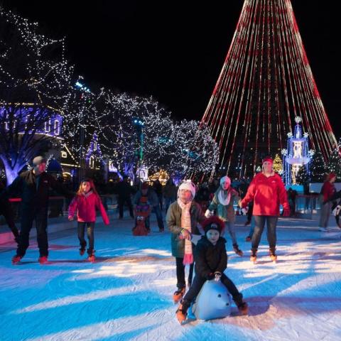Visit The Gigantic 22,000 Square-Foot Ice Skating Rink At Kings Dominion WinterFest In Virginia