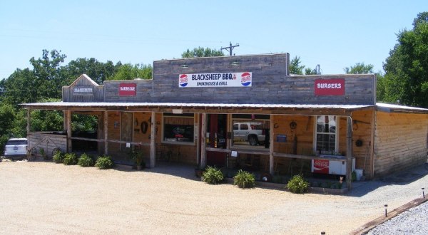 Discover Big Flavors In The Tiny Town Of Yellville, Arkansas At Blacksheep BBQ