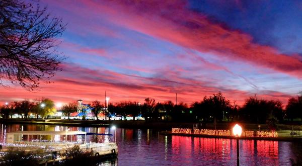 Let Your Christmas Be Merry And Bright On This Enchanting Boat Ride In New Mexico
