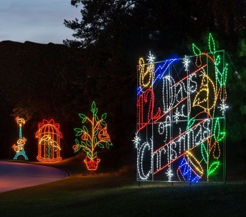 Drive Through Millions Of Lights At Lanier Islands In This Georgia Holiday Display