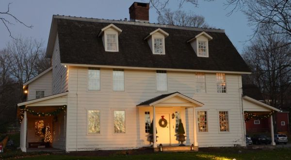Get In The Spirit At The Biggest Christmas Store In Connecticut: Historical Christmas Barn