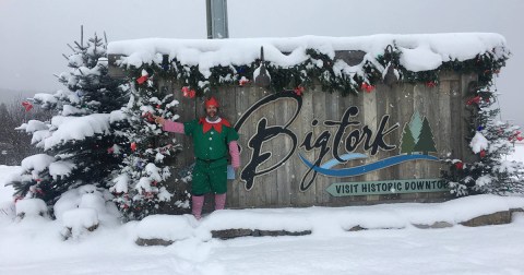 Bigfork Is The One Christmas Town In Montana That's Simply A Must Visit This Season
