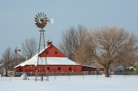 10 Spots In Kansas That Turn Into Snow Globe Scenes During The Winter
