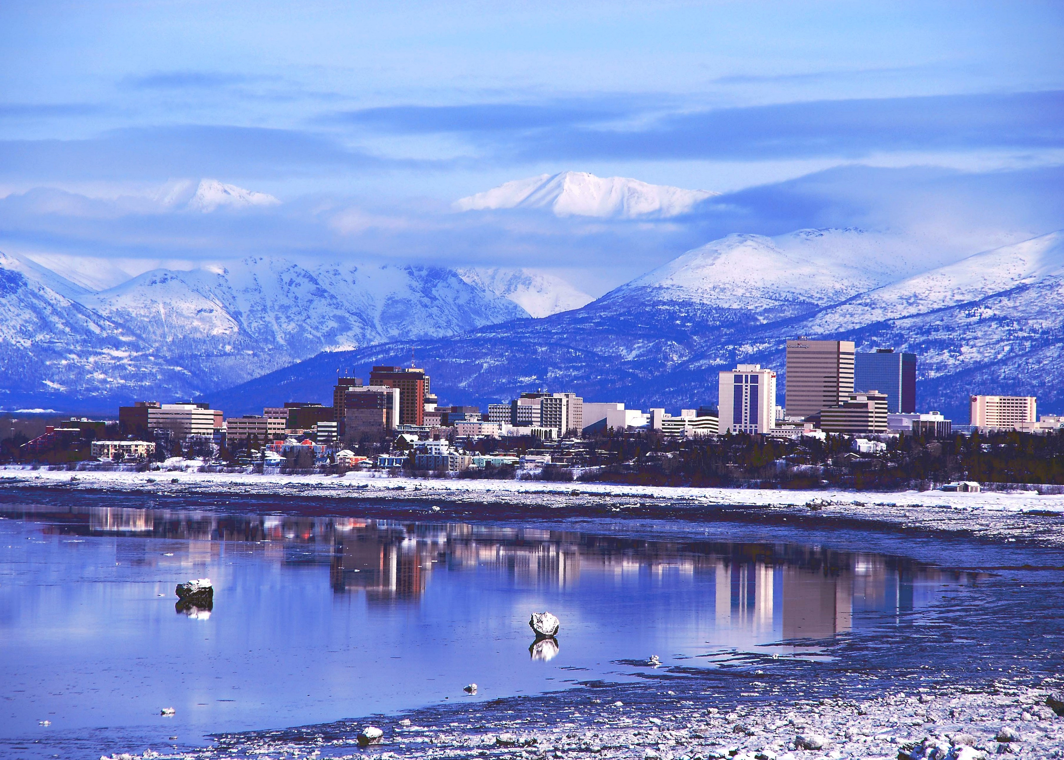 Аляски можно ли. Аляска штат США Анкоридж. Столица Аляски Анкоридж. Штат Аляска город Анкоридж. Анкоридж Аляска зимой.