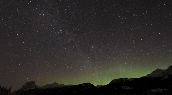 Watch Up To 100 Meteors Per Hour In The First Meteor Shower Of 2020, Visible From Colorado