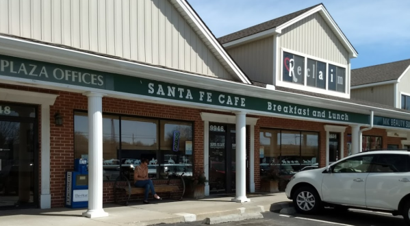 The Coziest Place For A Winter Kansas Meal, Santa Fe Cafe, Is Comfort Food At Its Finest