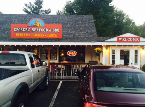 Indulge In The Best Of Both Worlds At George's Seafood And BBQ In New Hampshire