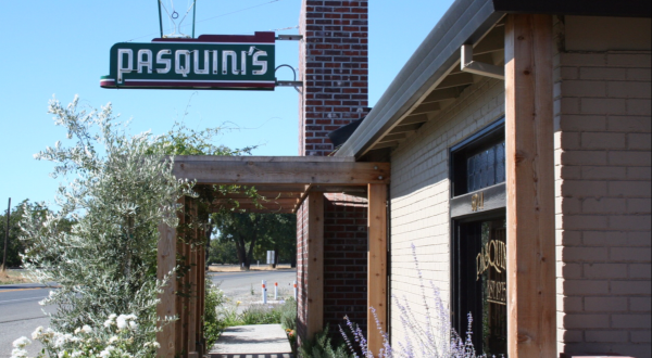 Open Since 1930, Pasquini’s Has Been Serving Italian Food In Northern California Longer Than Any Other Restaurant