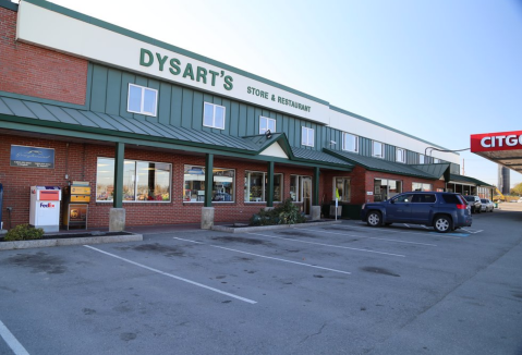 A Quirky Eatery With Massive Portions, Dysart's In Maine Is A Must-Visit Joint