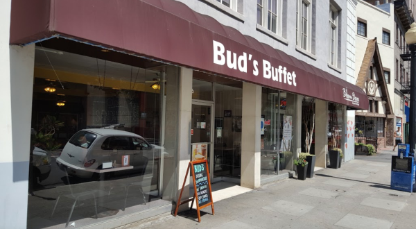 Bud’s Buffet In Northern California Has Some Of The Very Best Cafeteria-Style Food In The Nation