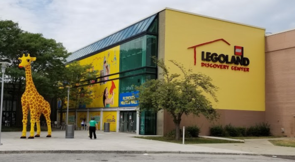 Let Your Inner Child Run Wild At The Family-Friendly LegoLand Discovery Center In Pennsylvania