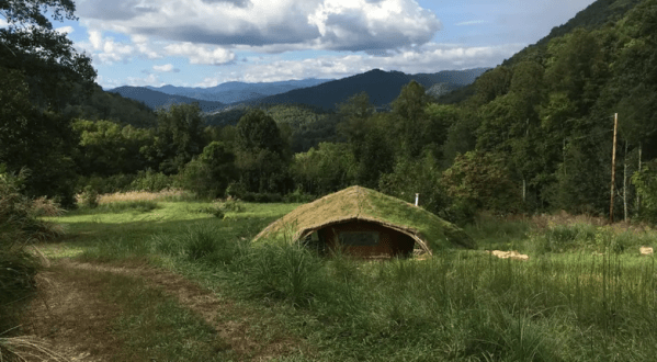 There’s A Hobbit-Themed Airbnb In North Carolina And It’s The Perfect Little Hideout