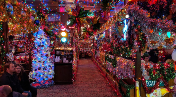 With Over 200,000 Lights, Campo Verde Is The Most Festive Restaurant In Texas