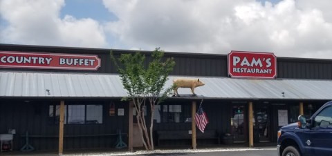 Pam's Restaurant Is An All-You-Can-Eat Buffet In South Carolina That's Full Of Southern Flavor