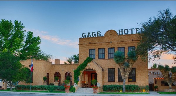 The Texas Steakhouse In The Middle Of Nowhere, 12 Gage Is One Of The Best On Earth