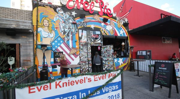 The Wackiest Pizzeria In Nevada, Evel Pie, Is Filled With Evel Knievel Memorabilia