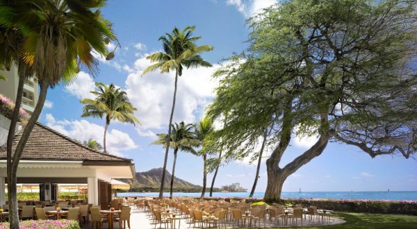 Dig Into An Unforgettable Meal At The Iconic House Without A Key, A Favorite Hawaii Hotel Restaurant
