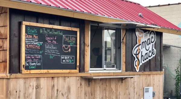 Nashville’s First Tiny House Food Truck, The Mac Shack, Serves Up The Most Decadent Mac ‘N’ Cheese You’ve Ever Seen