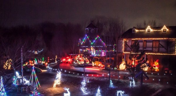 Experience A Medieval Christmas When You Visit The Castle Of Muskogee In Oklahoma