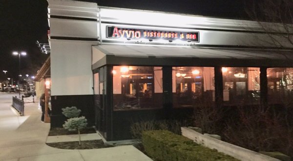 The Dessert Pizza At Avvio In Rhode Island Will Make You Want To Skip Dinner