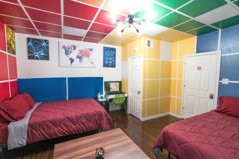 There's A Rubik's Cube Hotel In Texas And It's The Definition Of Nostalgia