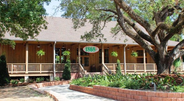 Travel To Louisiana’s Avery Island And Spice Things Up With A Meal From Tabasco’s Restaurant 1868