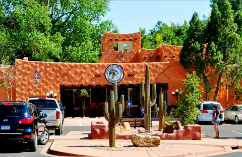 The Massive Garden Of The Gods Gift Shop In Colorado Is Like No Other In The World