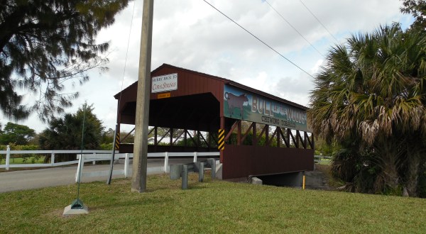 The Oldest Covered Bridge In Florida Has Been Around Since 1964